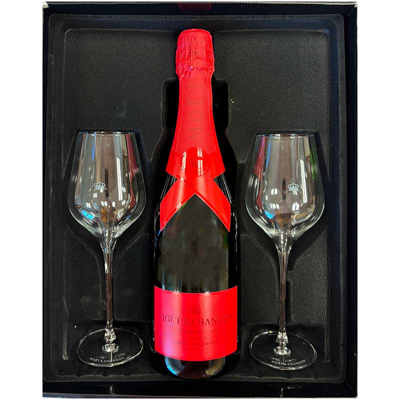 Moët & Chandon Brut Impérial in a luxury gift box with glasses 75CL