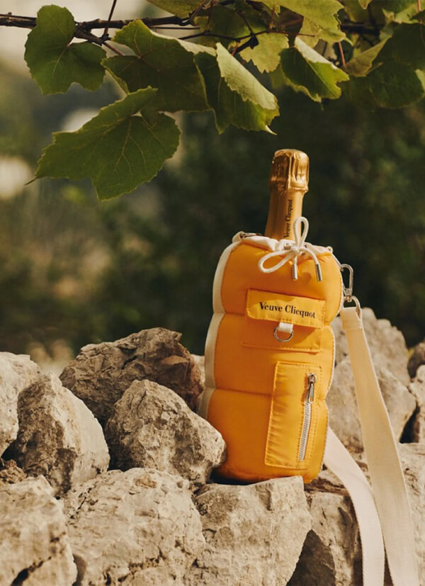 Veuve Clicquot Brut Puffy Bag ice jacket (LIMITED EDITION) Veuve Clicquot Brut Puffy Bag ice jacket (LIMITED EDITION)