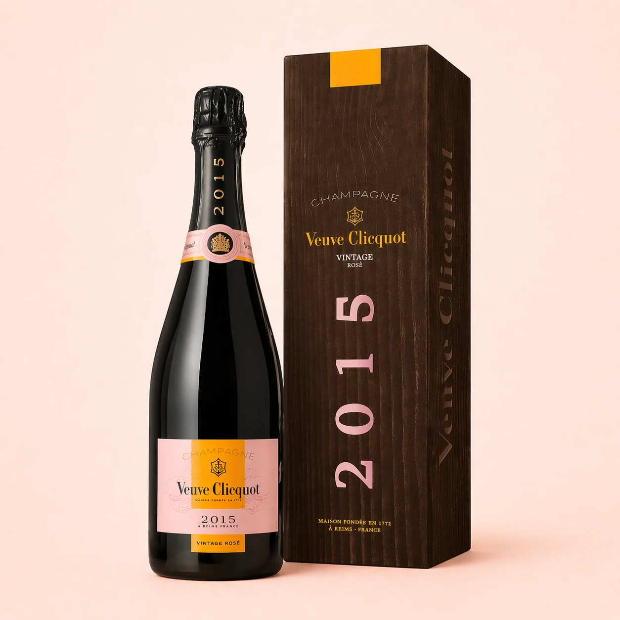 Veuve Clicquot Vintage Rosé 2015 champagne with gift box